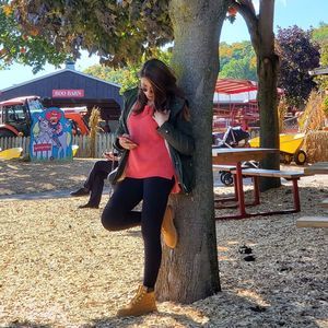 Meet your Posher, Karla